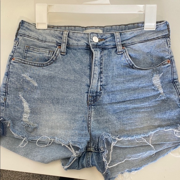 Denim Distressed Women's Shorts - Picture 3 of 3